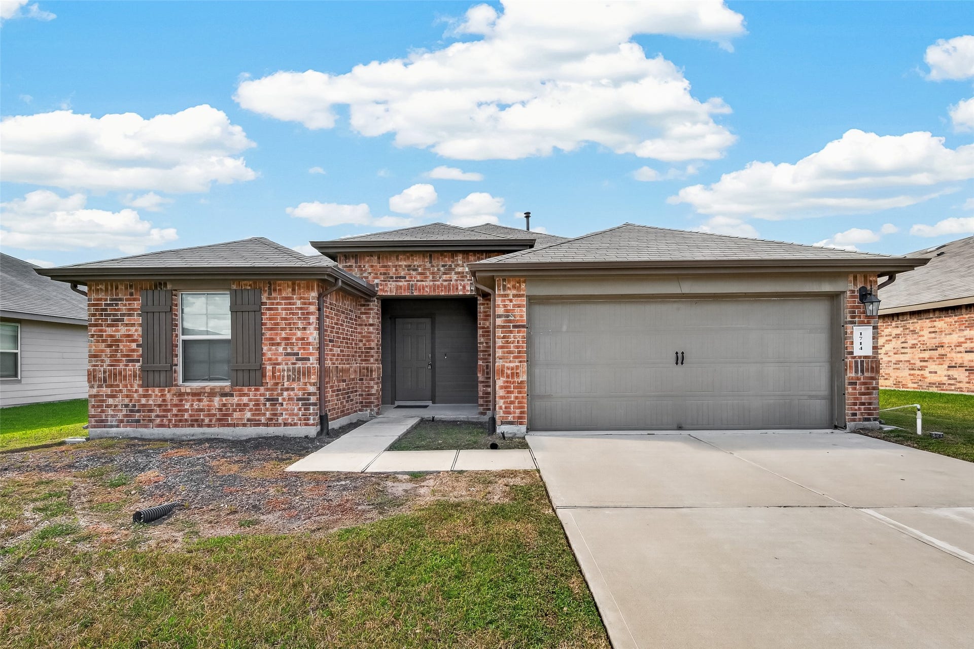 1714 Cooper Bluff Court, Rosenberg, TX 77469 Lovely one-story ranch home.