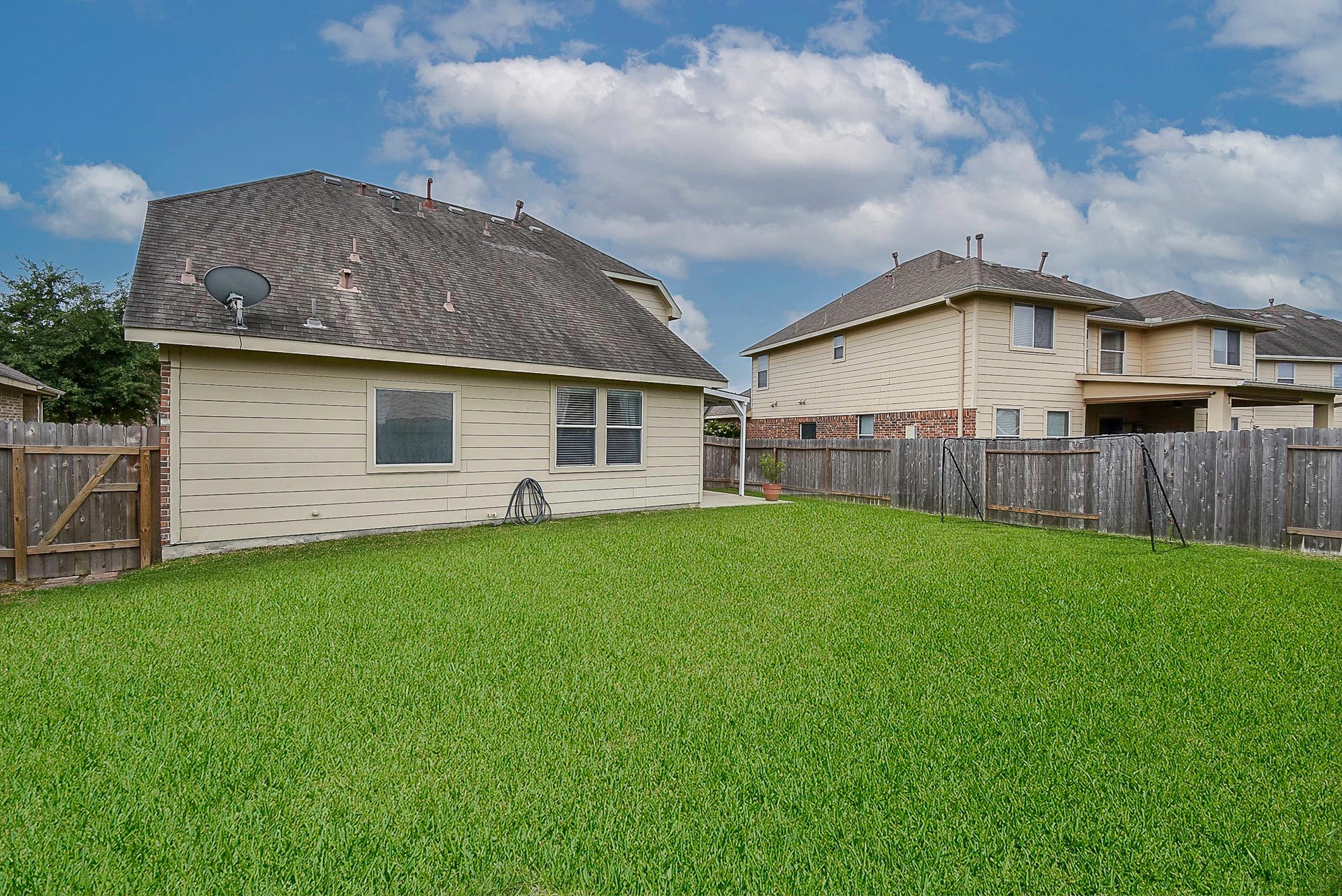 3615 Morning Gale Lane, Katy, TX 77494 Schedule your showing today!