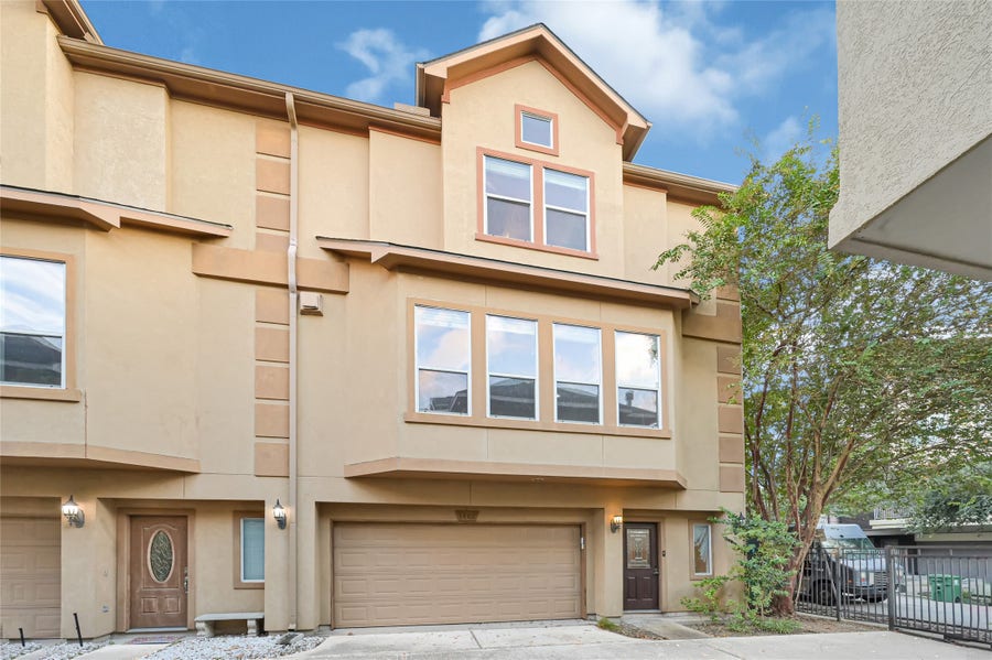 Property photo for 1402 Thompson Street, Houston, TX