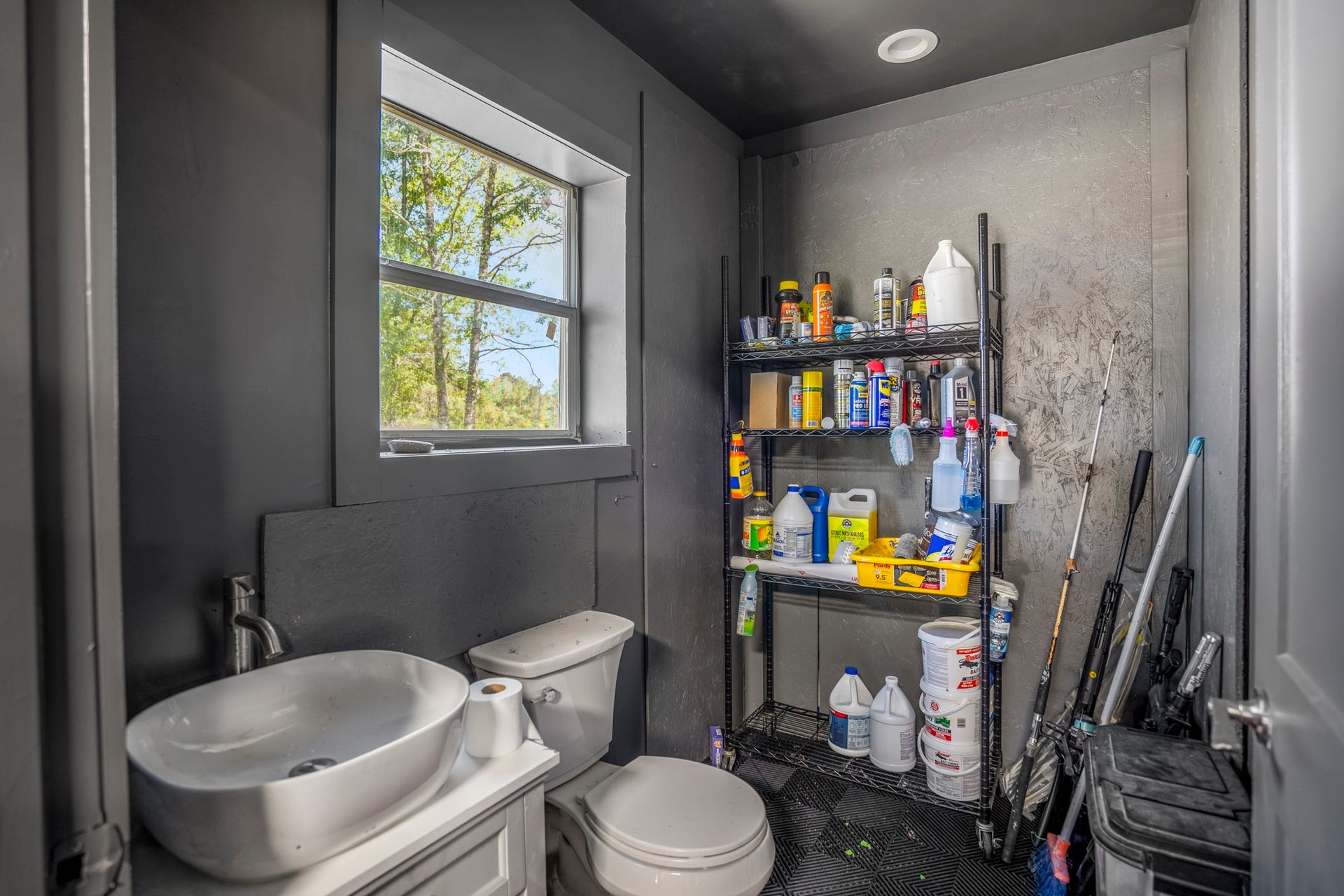 Workshop bathroom