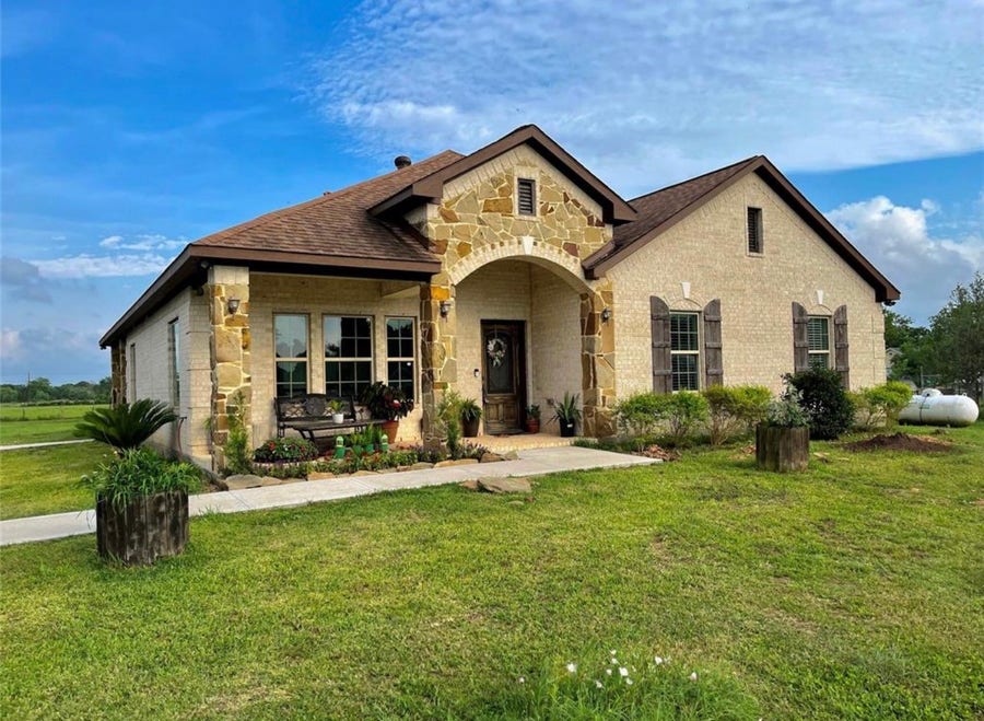 Property photo for 8515 E Sherri Circle, Manvel, TX