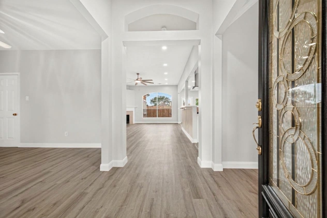 12423 May Laurel Drive, Houston, TX 77014 12423 May Laurel Drive, Houston, TX 77014