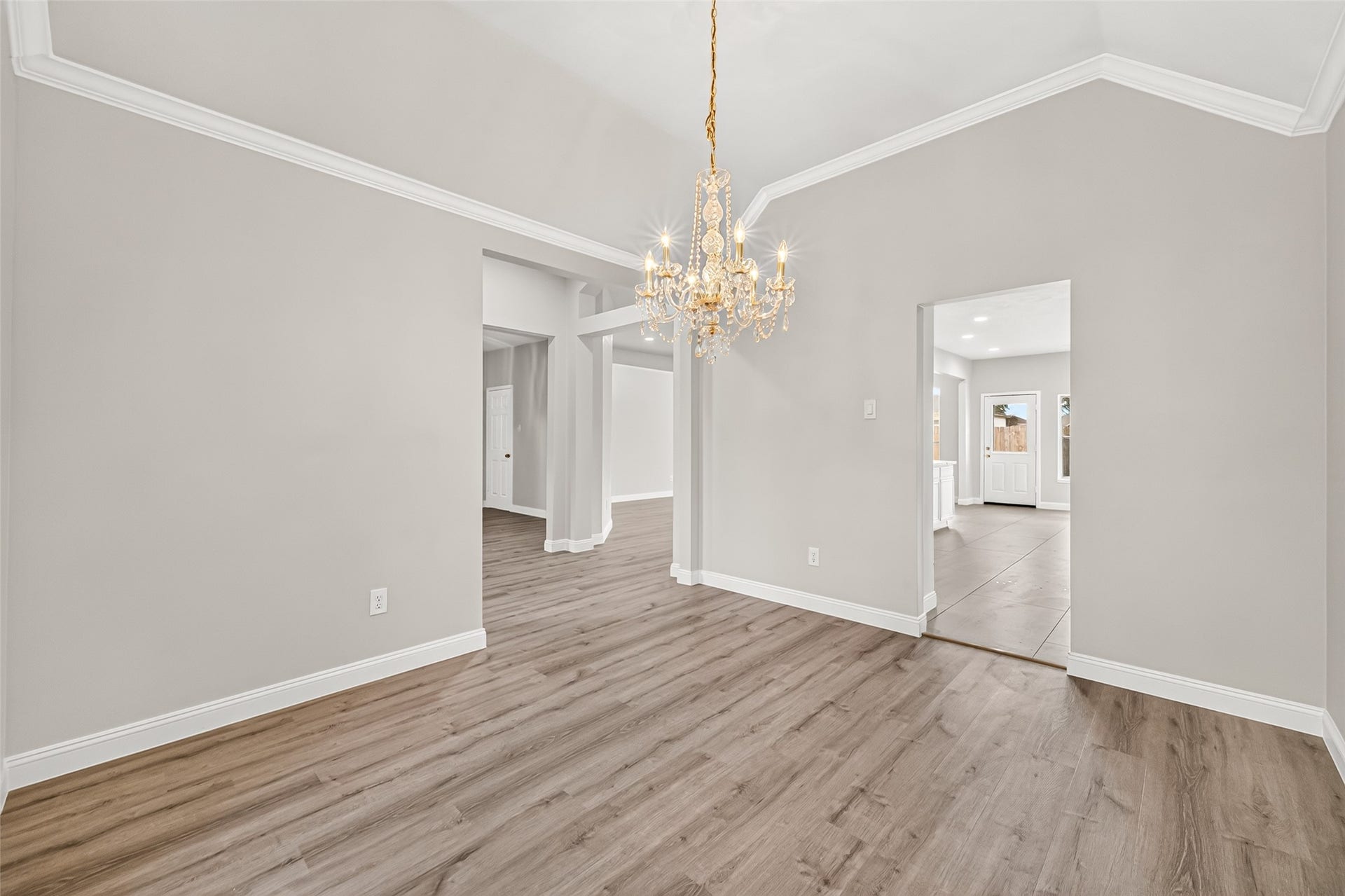 12423 May Laurel Drive, Houston, TX 77014 12423 May Laurel Drive, Houston, TX 77014
