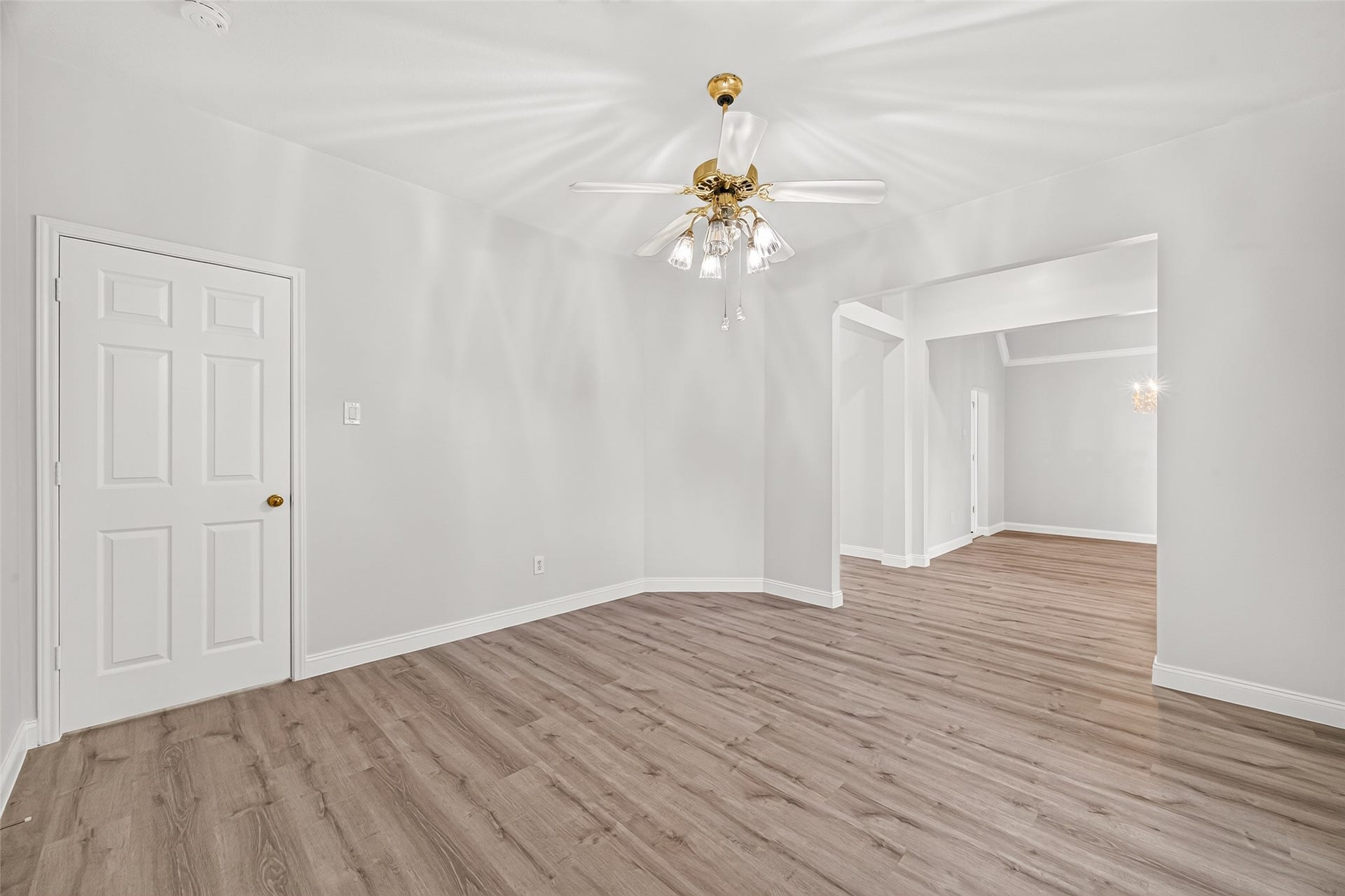 12423 May Laurel Drive, Houston, TX 77014 12423 May Laurel Drive, Houston, TX 77014