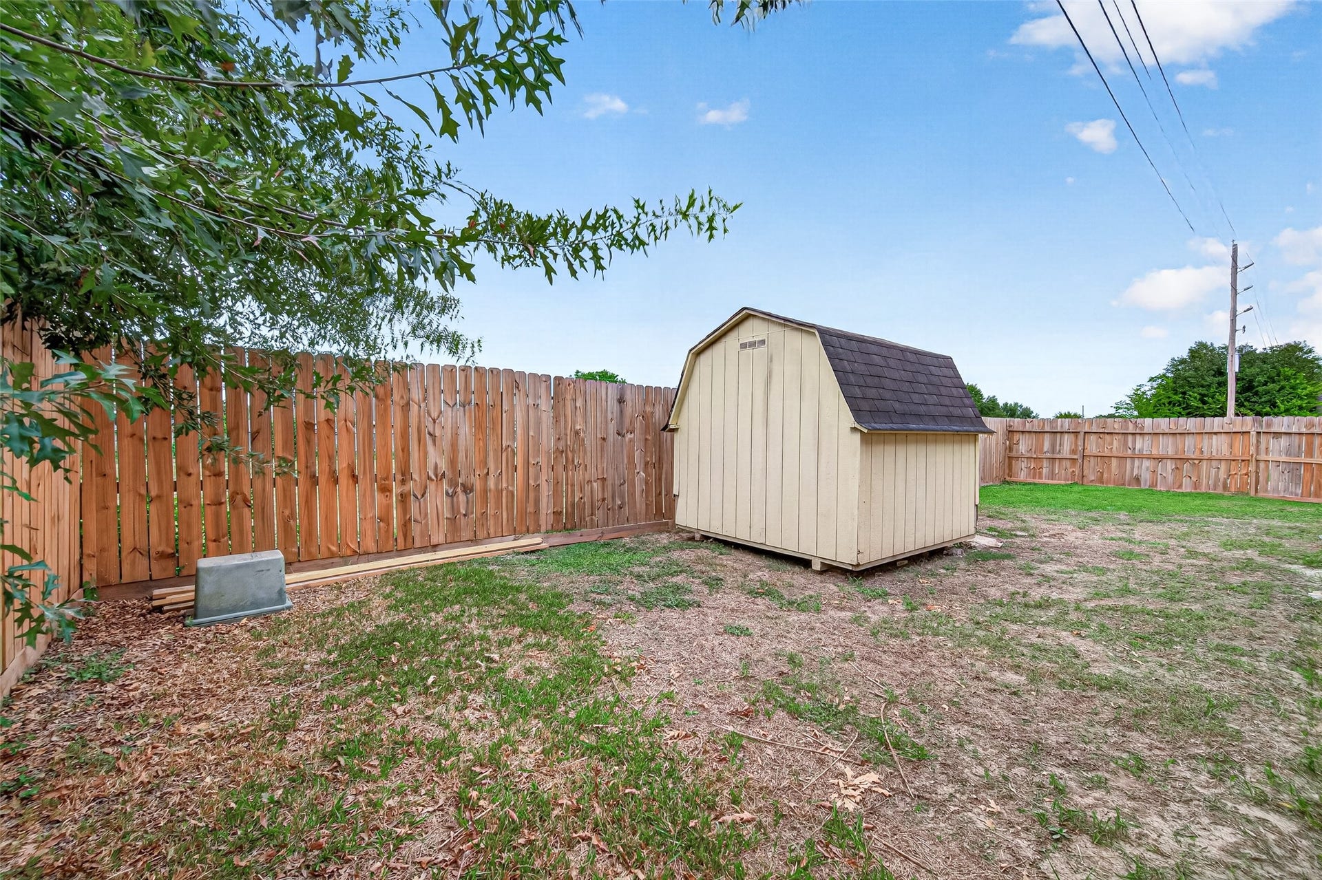 12423 May Laurel Drive, Houston, TX 77014 12423 May Laurel Drive, Houston, TX 77014