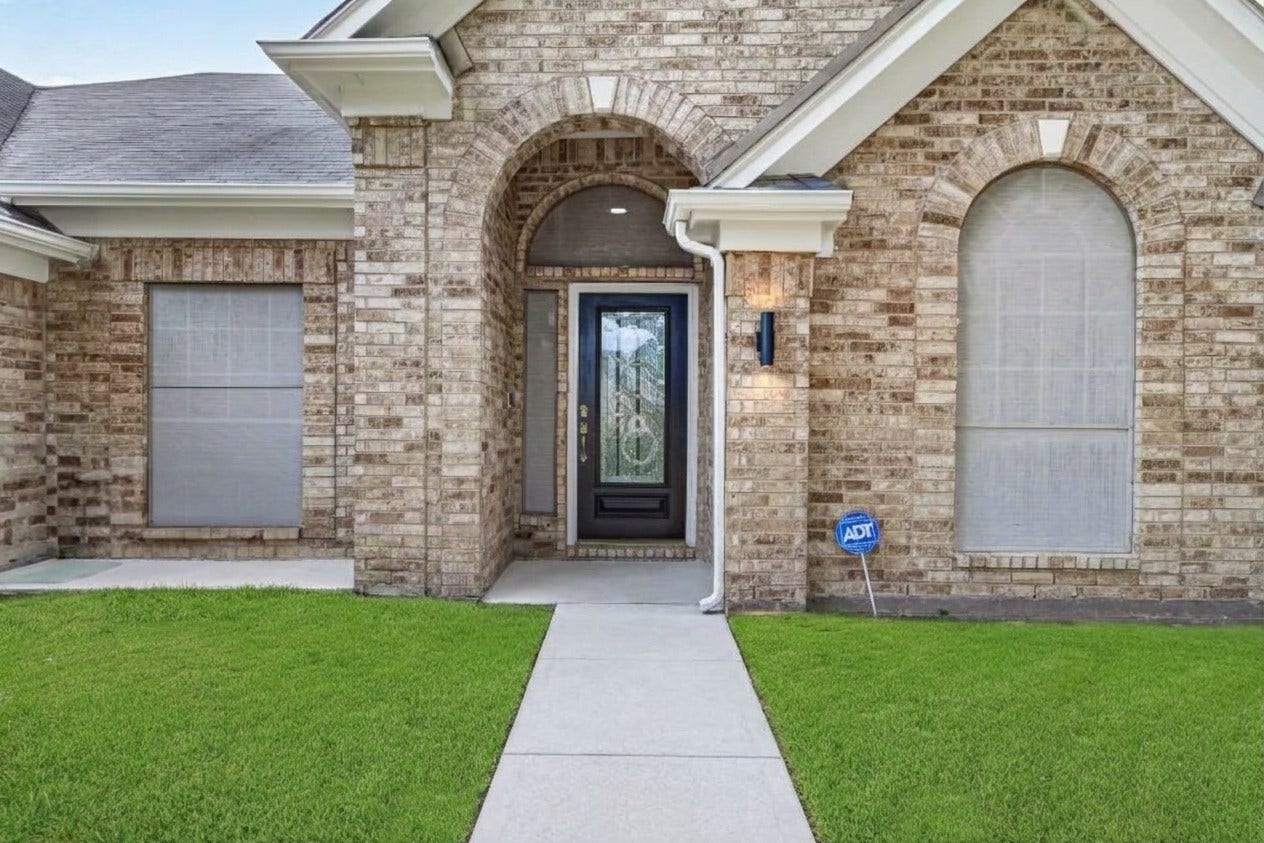 12423 May Laurel Drive, Houston, TX 77014 12423 May Laurel Drive, Houston, TX 77014