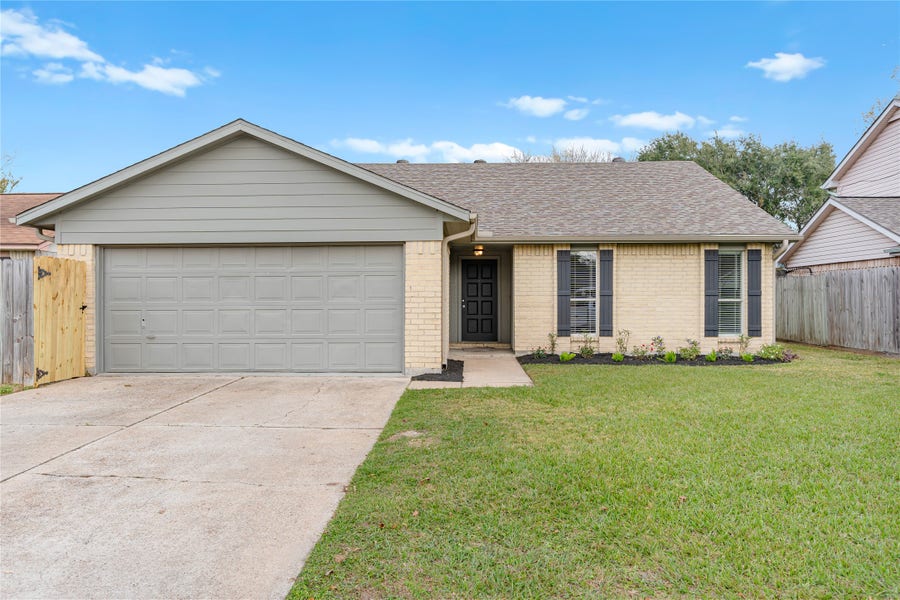 Property photo for 18626 Lippizaner Drive, Cypress, TX