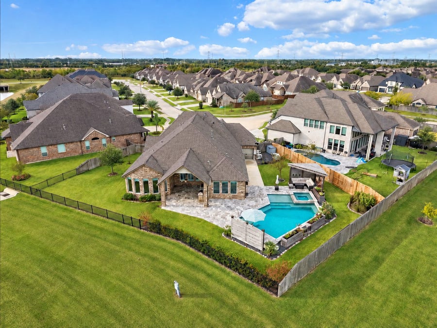 Property photo for 3111 Allendale Cliff Lane, League City, TX