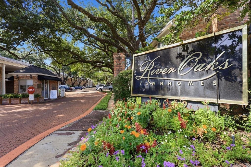 4040 San Felipe Street, #102, Houston, TX 77027 4040 San Felipe Street, #102, Houston, TX 77027