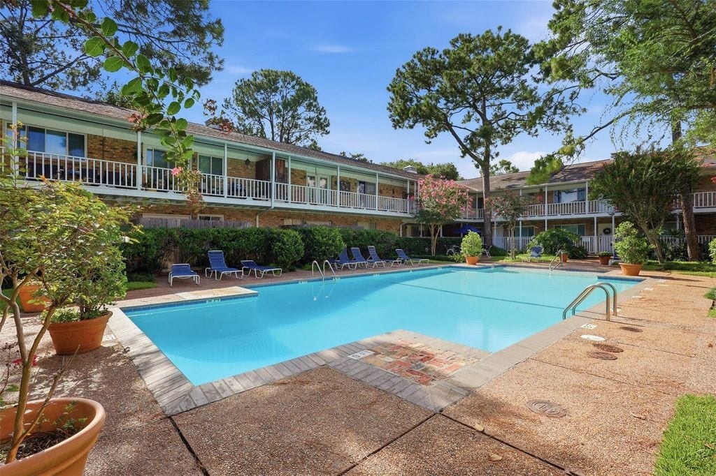 4040 San Felipe Street, #102, Houston, TX 77027 4040 San Felipe Street, #102, Houston, TX 77027