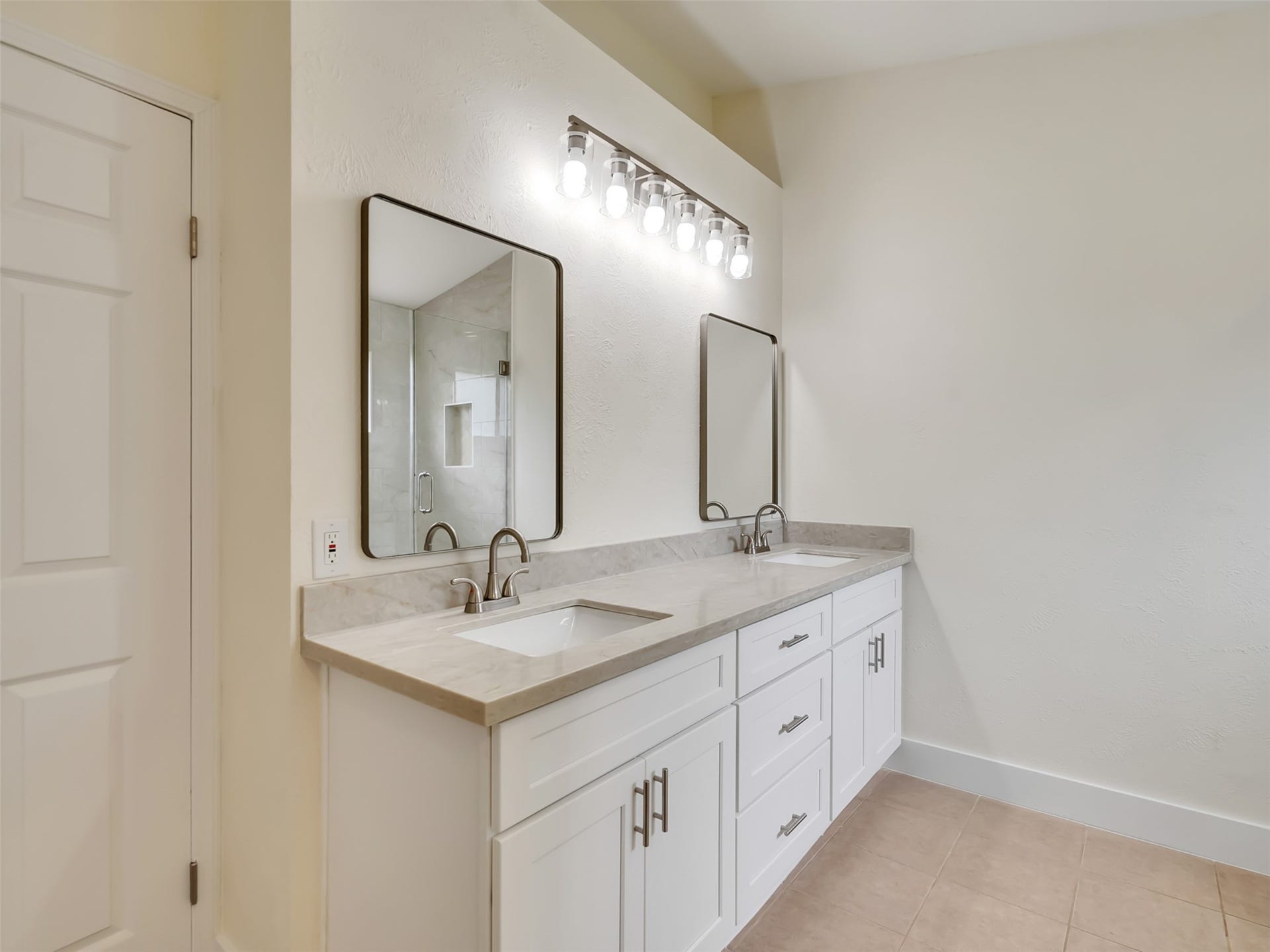 4223 Glen Avon Drive, Pasadena, TX 77505 4223 Glen Avon Drive, Pasadena, TX 77505