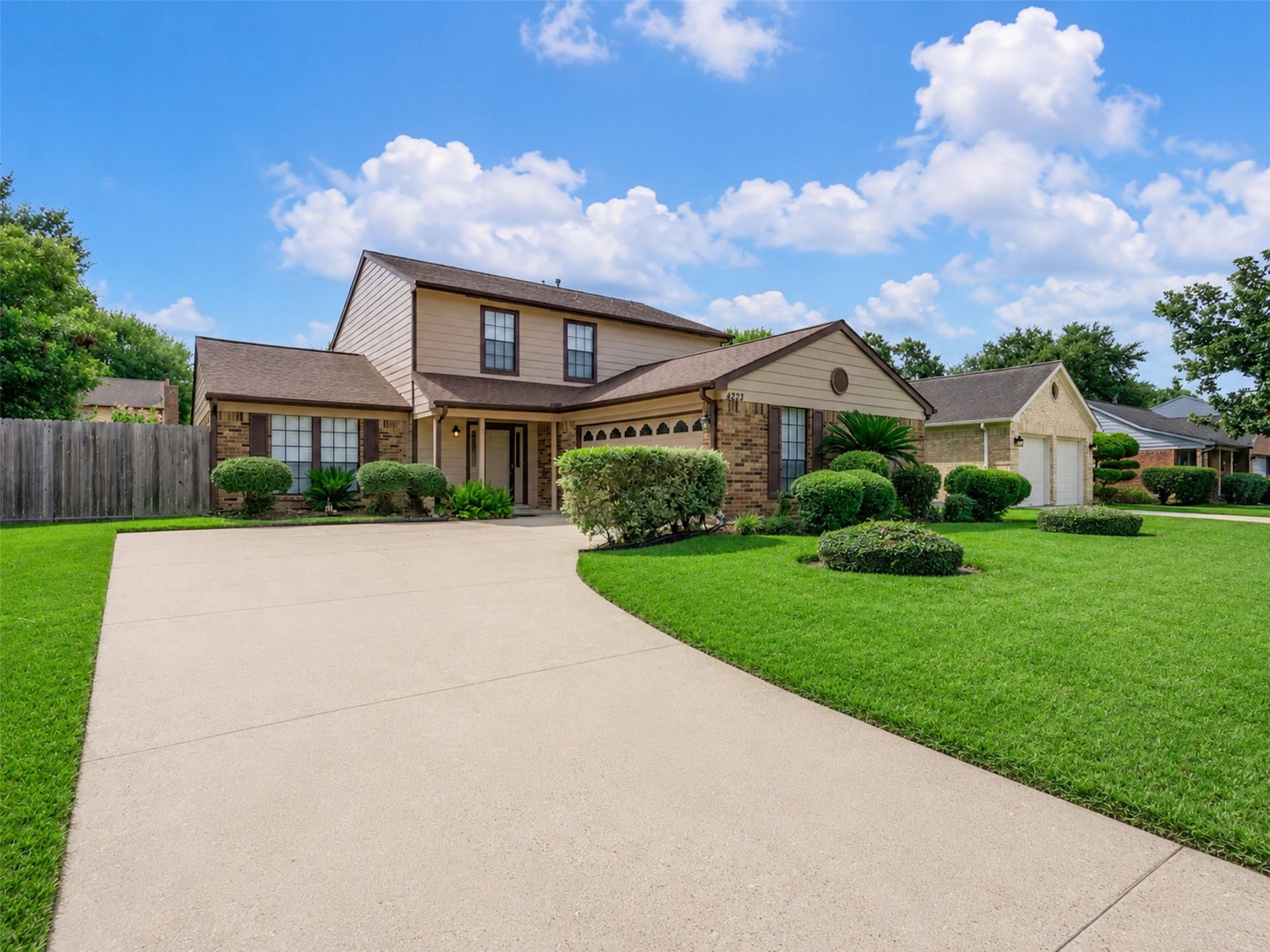 4223 Glen Avon Drive, Pasadena, TX 77505 4223 Glen Avon Drive, Pasadena, TX 77505