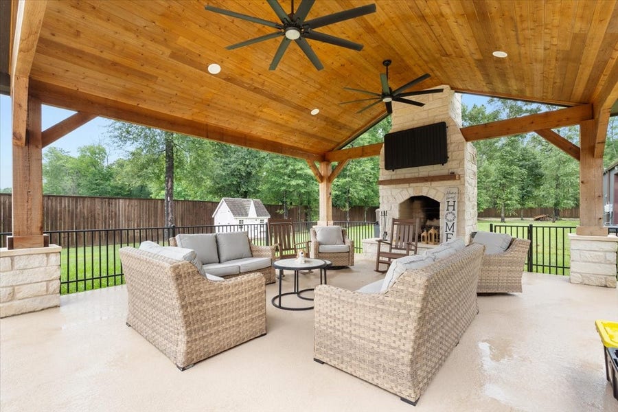 Property photo for 27656 Rio Blanco Drive, Splendora, TX