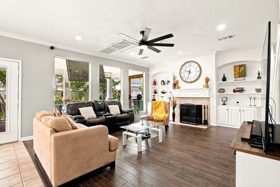 Property photo for 15214 Walden Park Court, Houston, TX