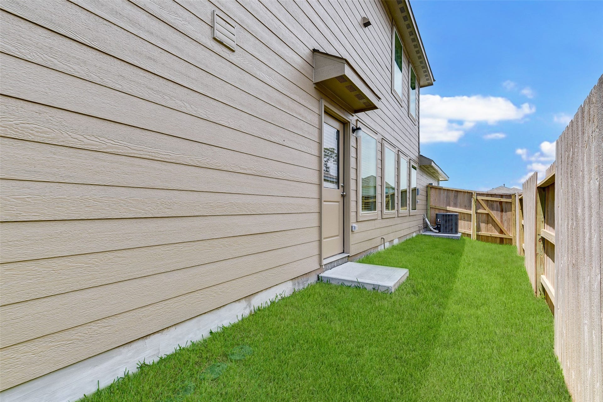 18553 Cepagatti Drive, New Caney, TX 77357 18553 Cepagatti Drive, New Caney, TX 77357