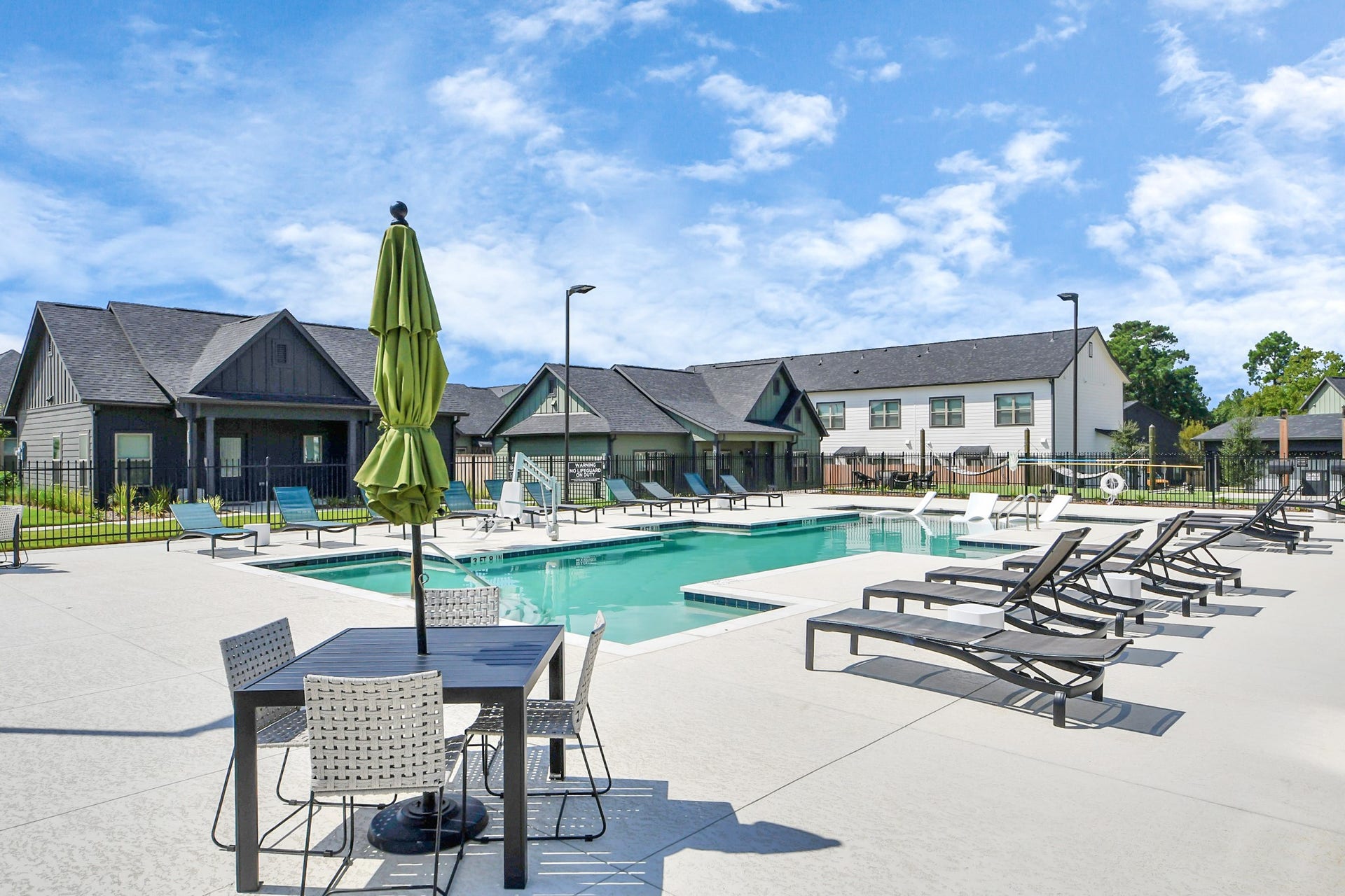 7711 Longmire Road, #97, Conroe, TX 77304 Enjoy an abundance of Amenities:Resort-Style Pool w/Sundeck Ledge&Outdoor Lounge Areas w/Grilling area,Gaming Lawn,Pickleball Court,Quaint Dog Park for your fur babies!24/7 Fitness Center w/Kids Play Zone area.Stunning Clubhouse w/Caf/Lounge.Playground Area.Electric Vehicle Charging Stations!