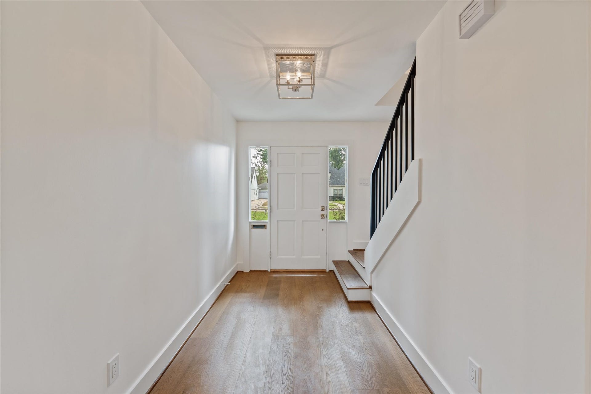 1116 Cheshire Lane, Houston, TX 77018