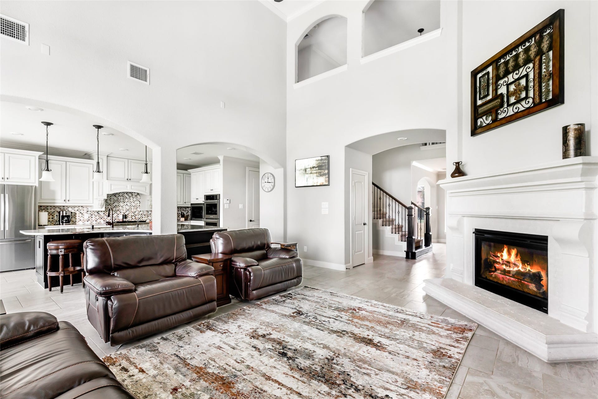 18931 Wild Thornberry Drive, Tomball, TX 77377 Open floor plan with arched walkways & high ceilings