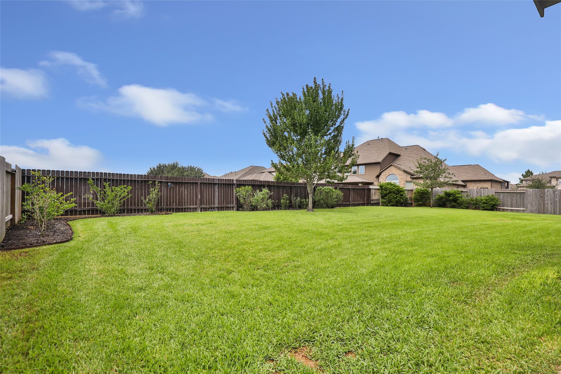 18931 Wild Thornberry Drive, Tomball, TX 77377 No rear neighbors