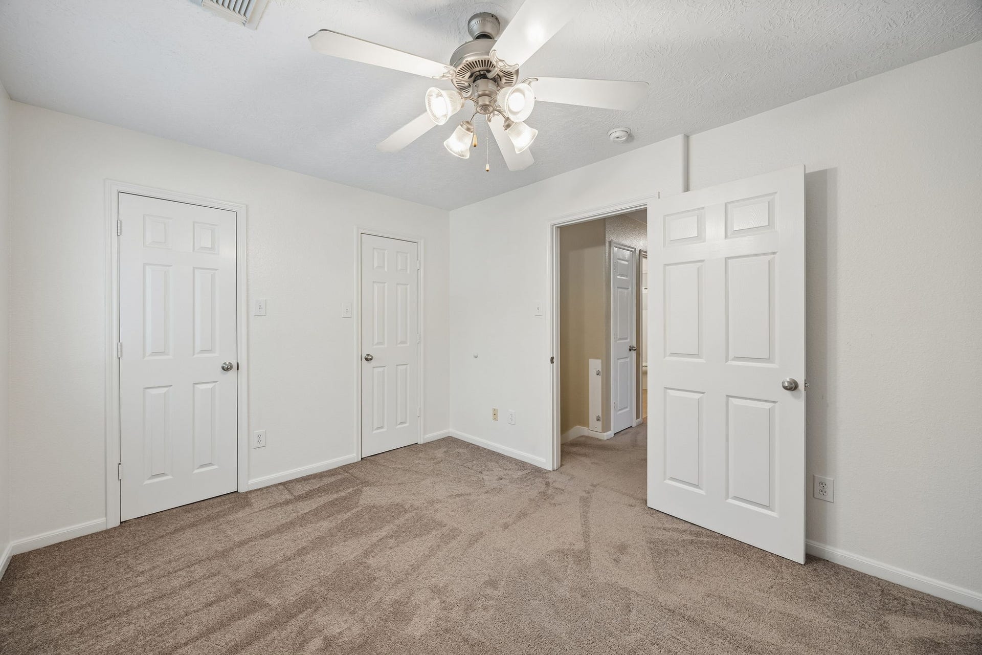 7603 Timber Switch Road, Cleveland, TX 77328 7603 Timber Switch Road, Cleveland, TX 77328