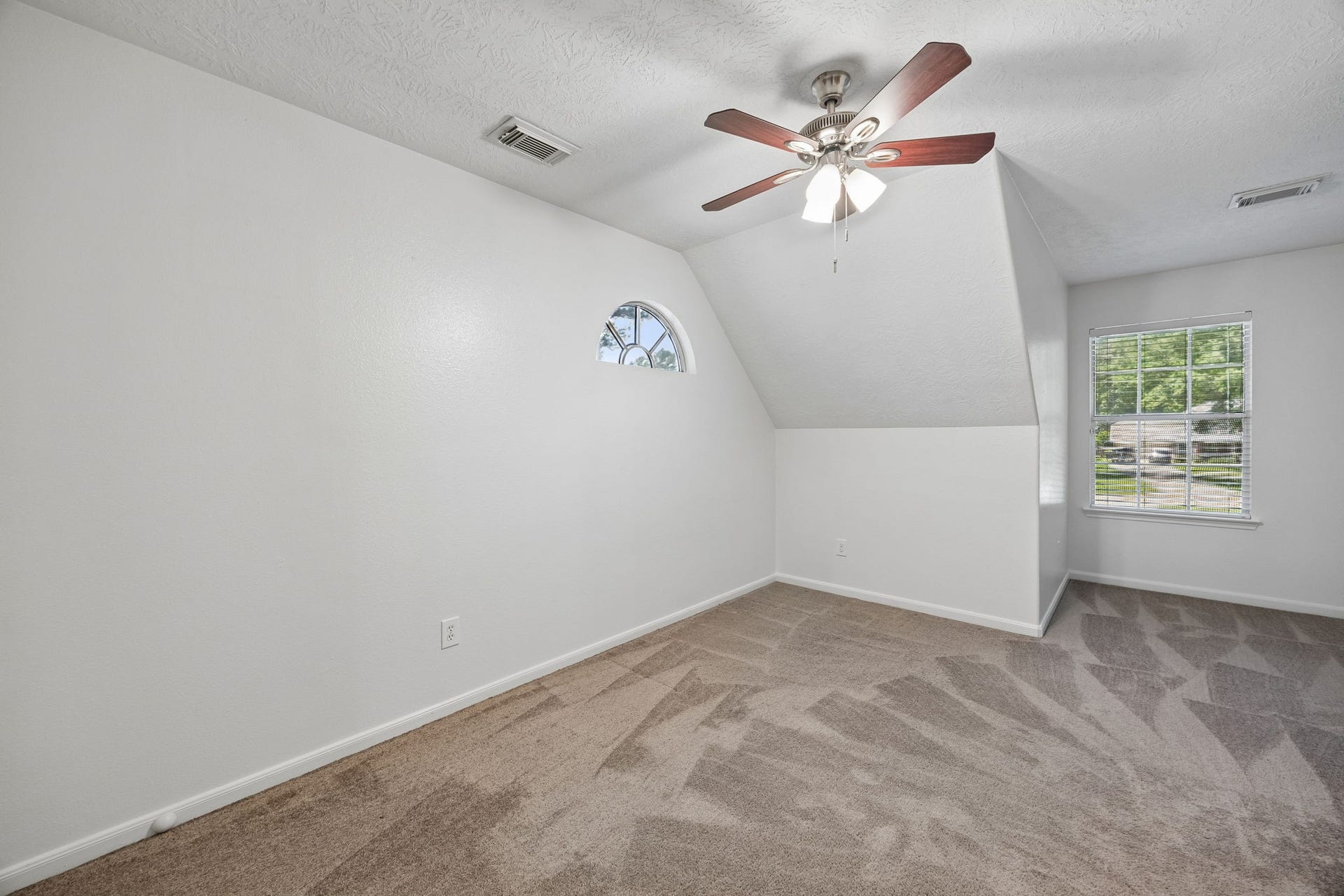 7603 Timber Switch Road, Cleveland, TX 77328 7603 Timber Switch Road, Cleveland, TX 77328