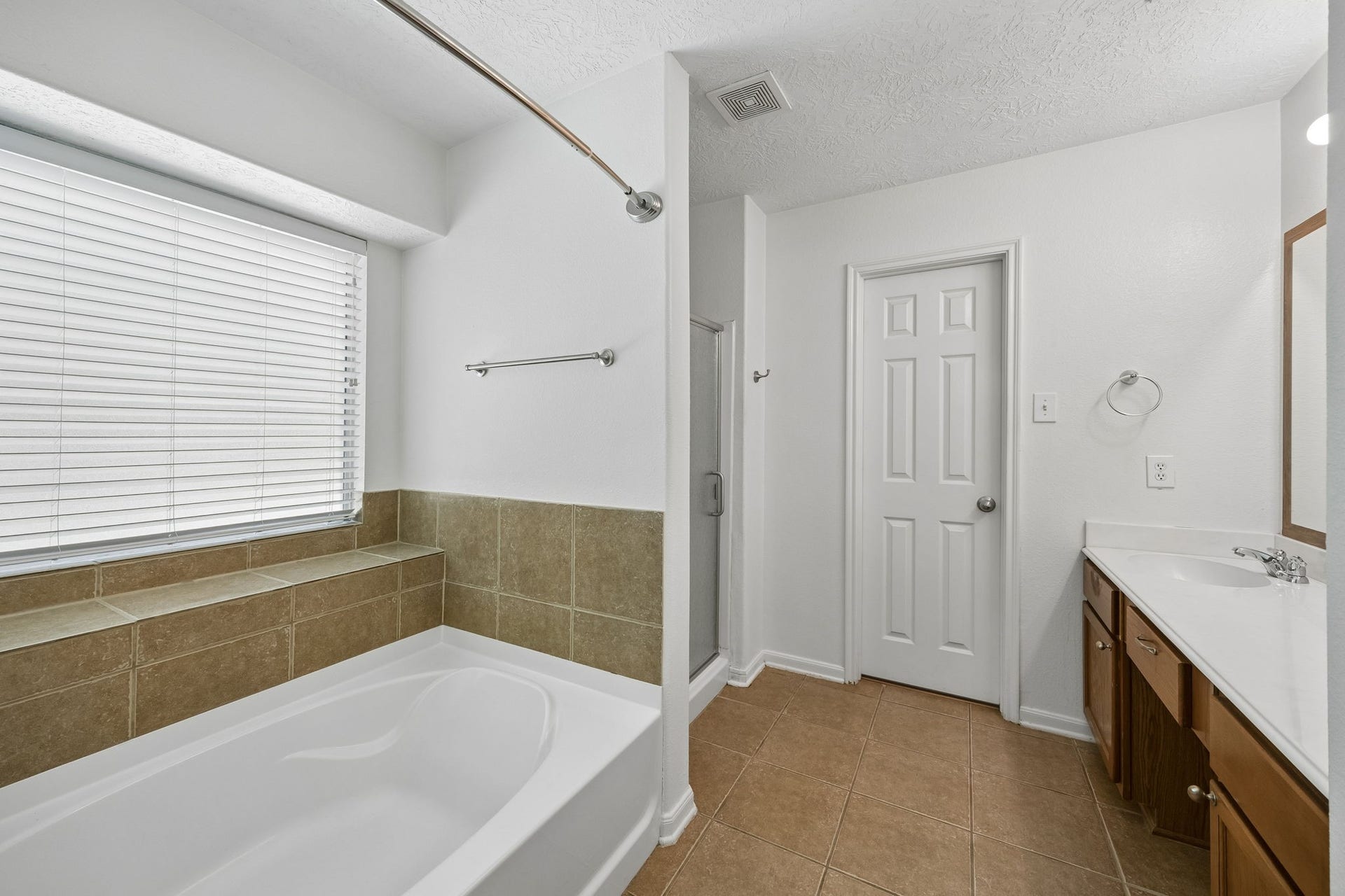 7603 Timber Switch Road, Cleveland, TX 77328 7603 Timber Switch Road, Cleveland, TX 77328