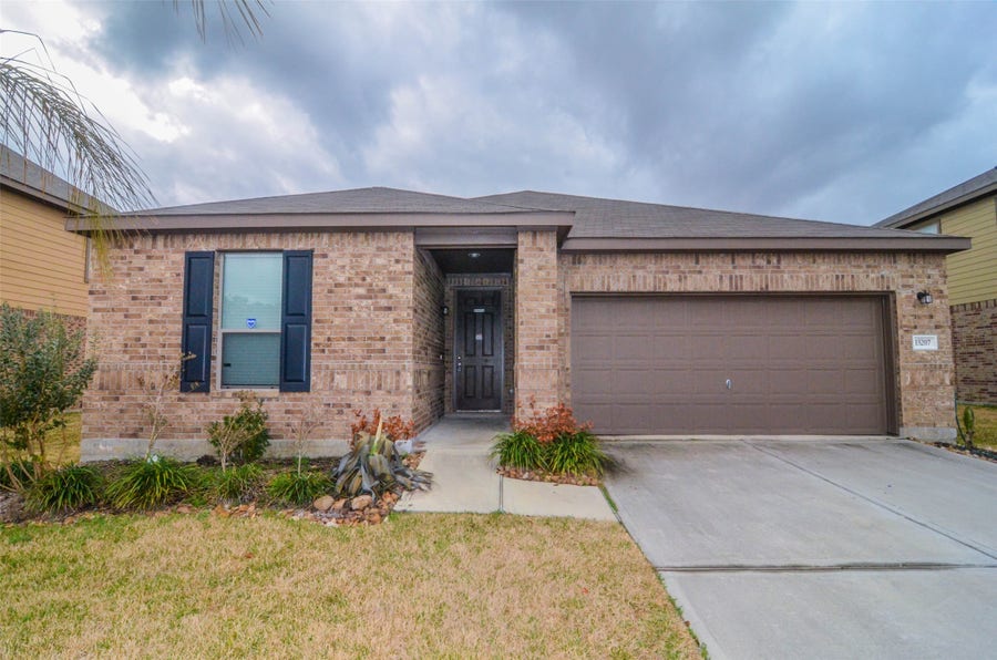 Property photo for 15207 Keystone Bend Lane, Cypress, TX