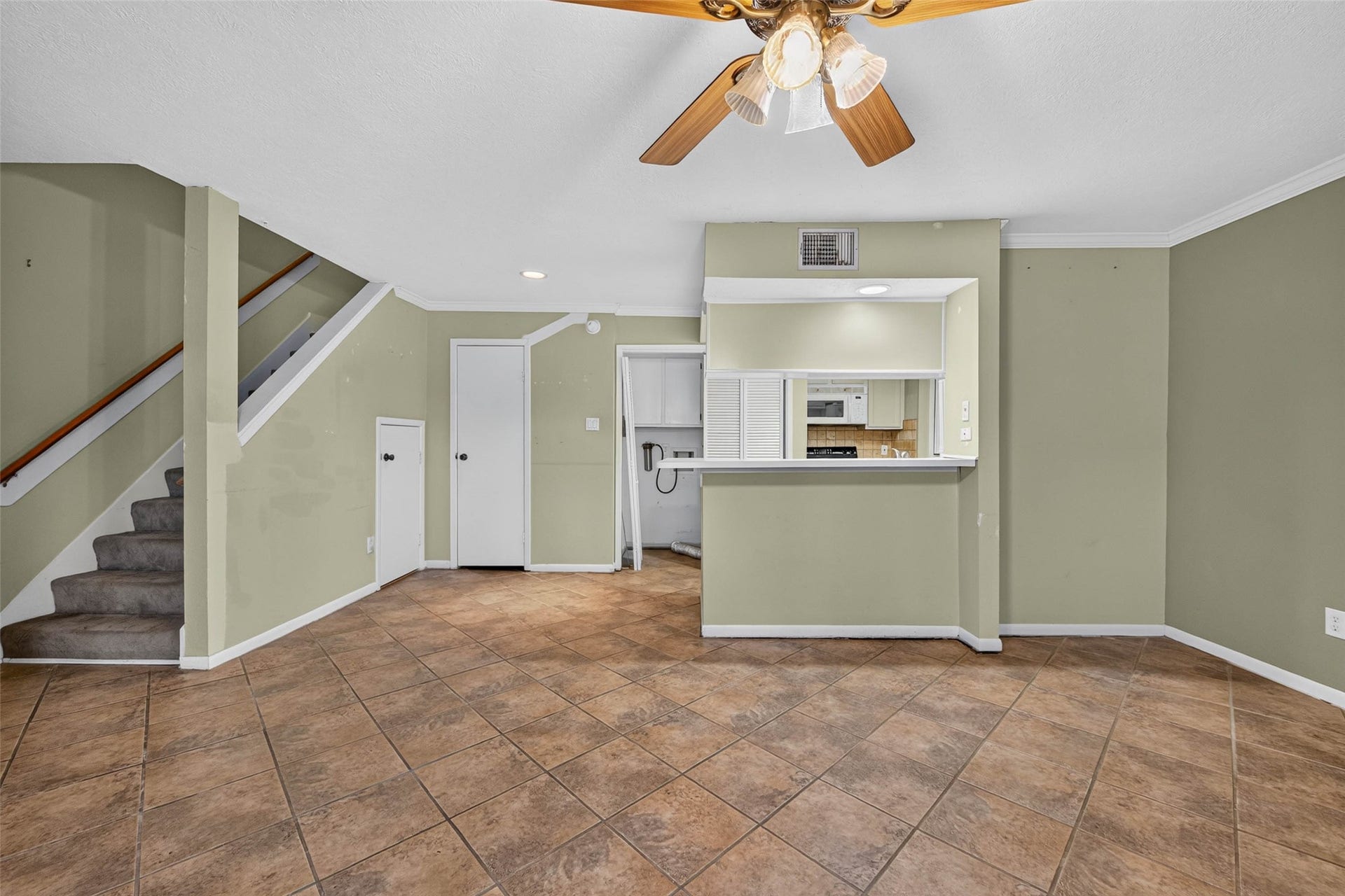 1900 Bay Area Boulevard, #160, Houston, TX 77058