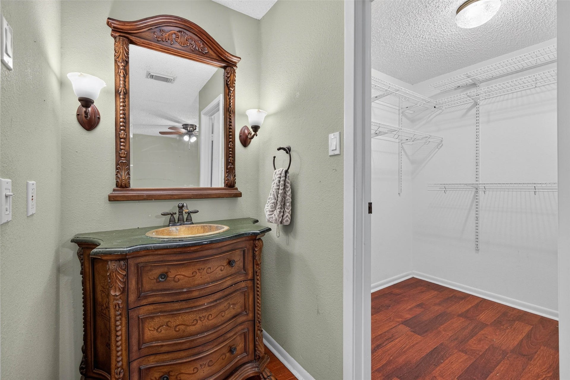 1900 Bay Area Boulevard, #160, Houston, TX 77058