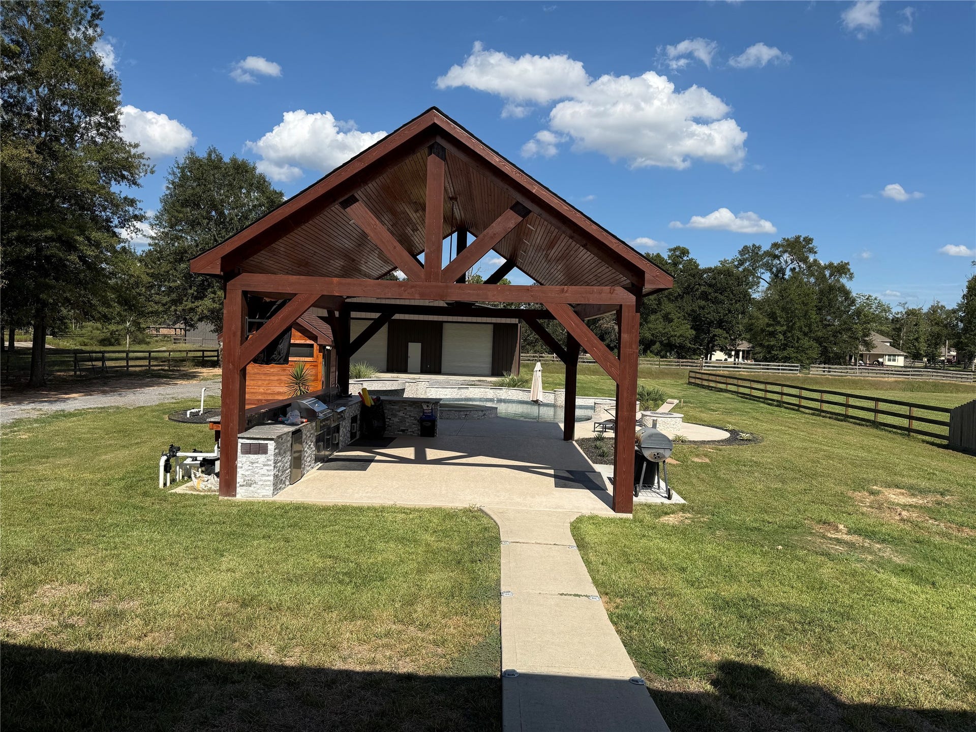 9255 SILVER BACK TRAIL, Conroe, TX 77303 9255 SILVER BACK TRAIL, Conroe, TX 77303