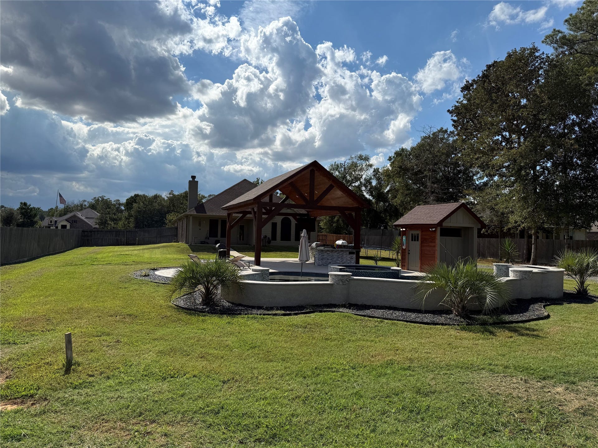 9255 SILVER BACK TRAIL, Conroe, TX 77303 9255 SILVER BACK TRAIL, Conroe, TX 77303