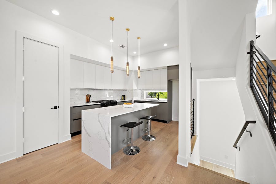Property photo for 1607 Barbee Street, Houston, TX