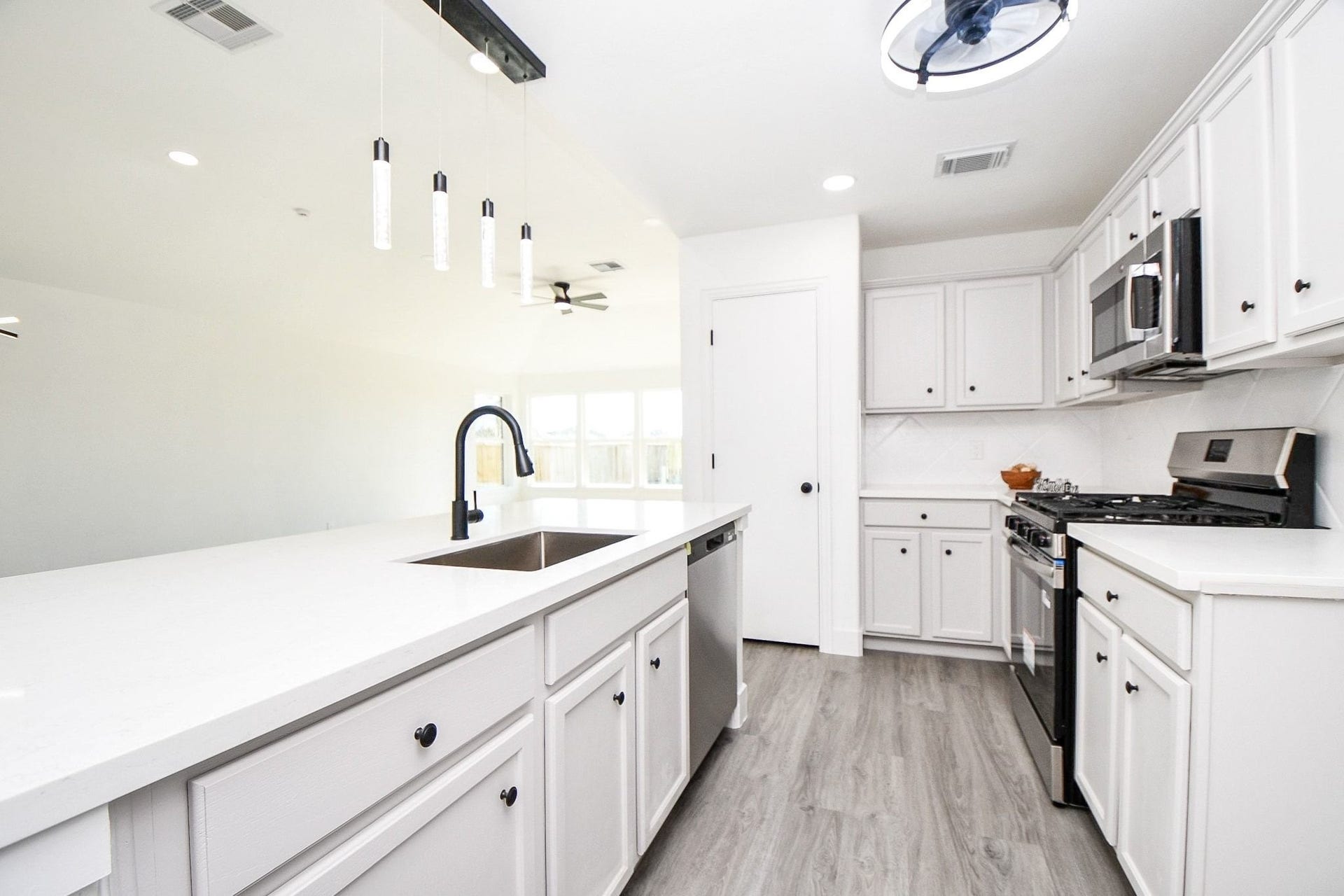 19803 Whispering Hollow Lane, Katy, TX 77449