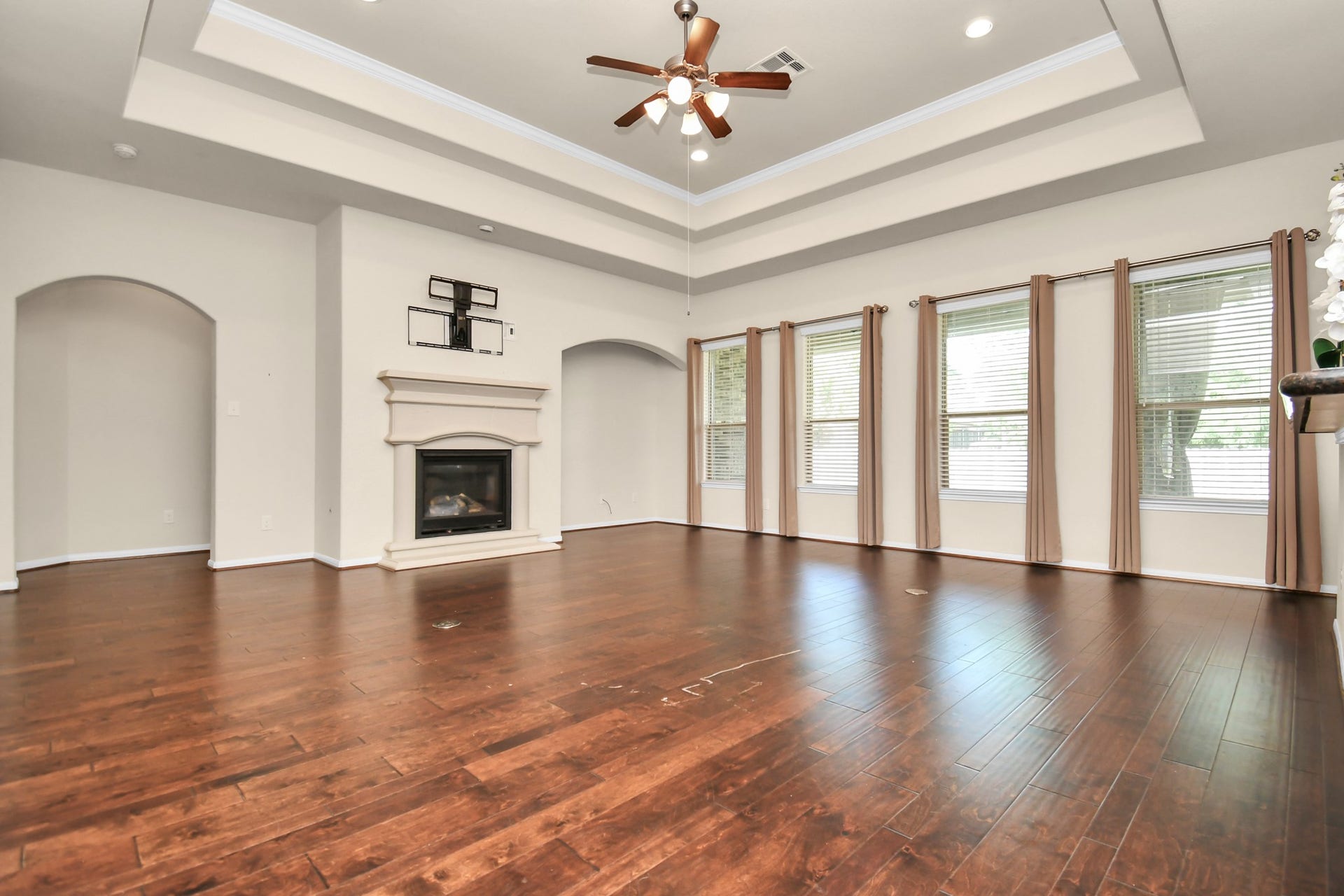 1122 Boxwood Place, Friendswood, TX 77546 1122 Boxwood Place, Friendswood, TX 77546