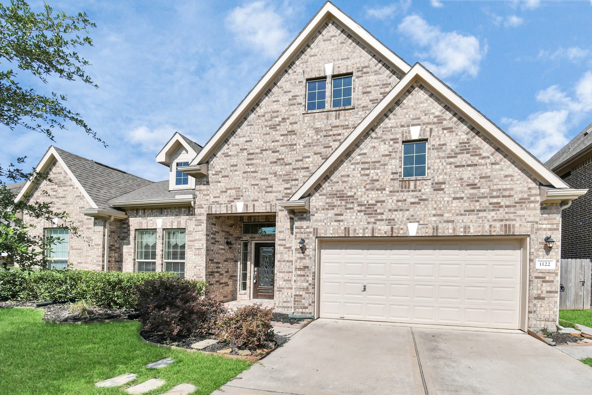1122 Boxwood Place, Friendswood, TX 77546 1122 Boxwood Place, Friendswood, TX 77546
