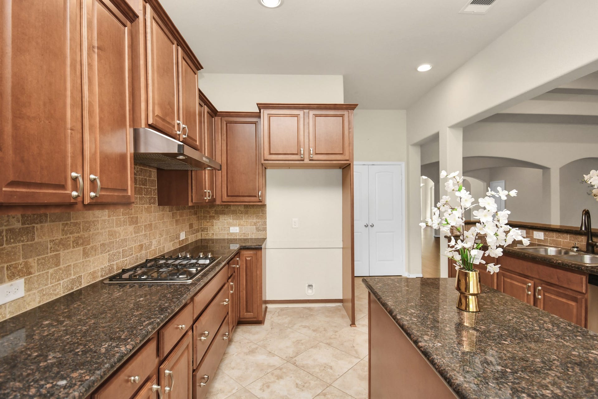 1122 Boxwood Place, Friendswood, TX 77546 1122 Boxwood Place, Friendswood, TX 77546