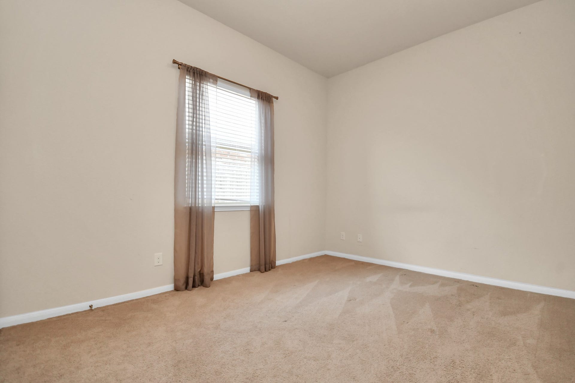 1122 Boxwood Place, Friendswood, TX 77546 1122 Boxwood Place, Friendswood, TX 77546