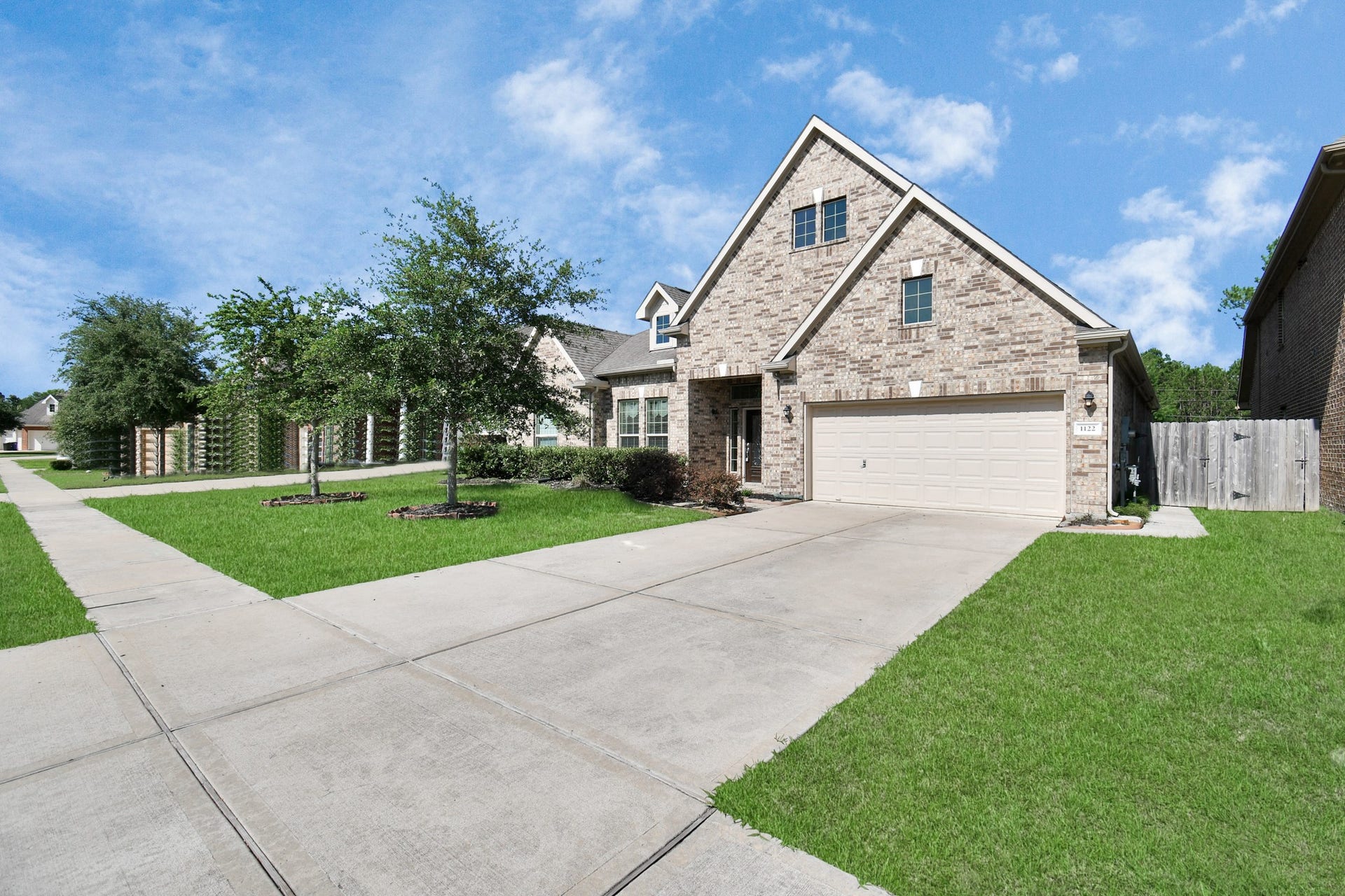 1122 Boxwood Place, Friendswood, TX 77546 1122 Boxwood Place, Friendswood, TX 77546