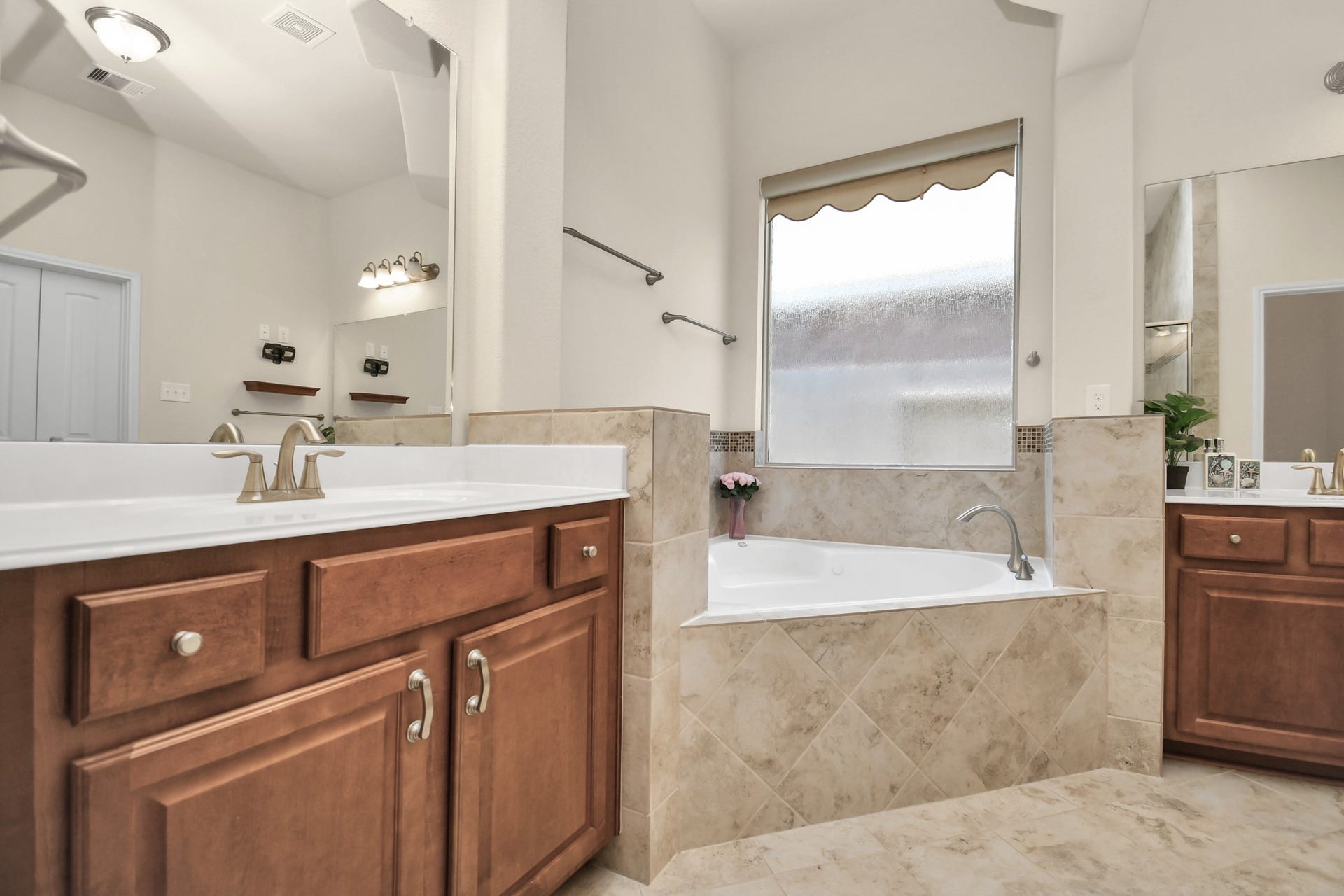 1122 Boxwood Place, Friendswood, TX 77546 1122 Boxwood Place, Friendswood, TX 77546