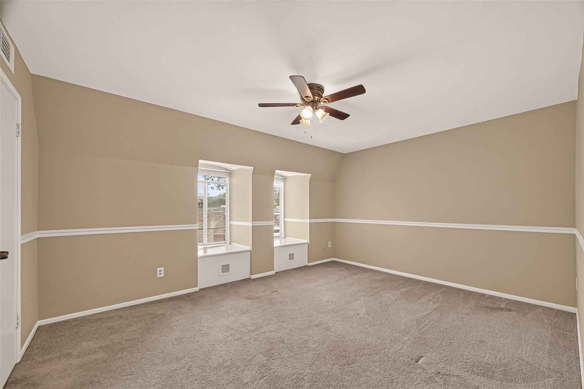 408 N Post Oak Lane, #408, Houston, TX 77024