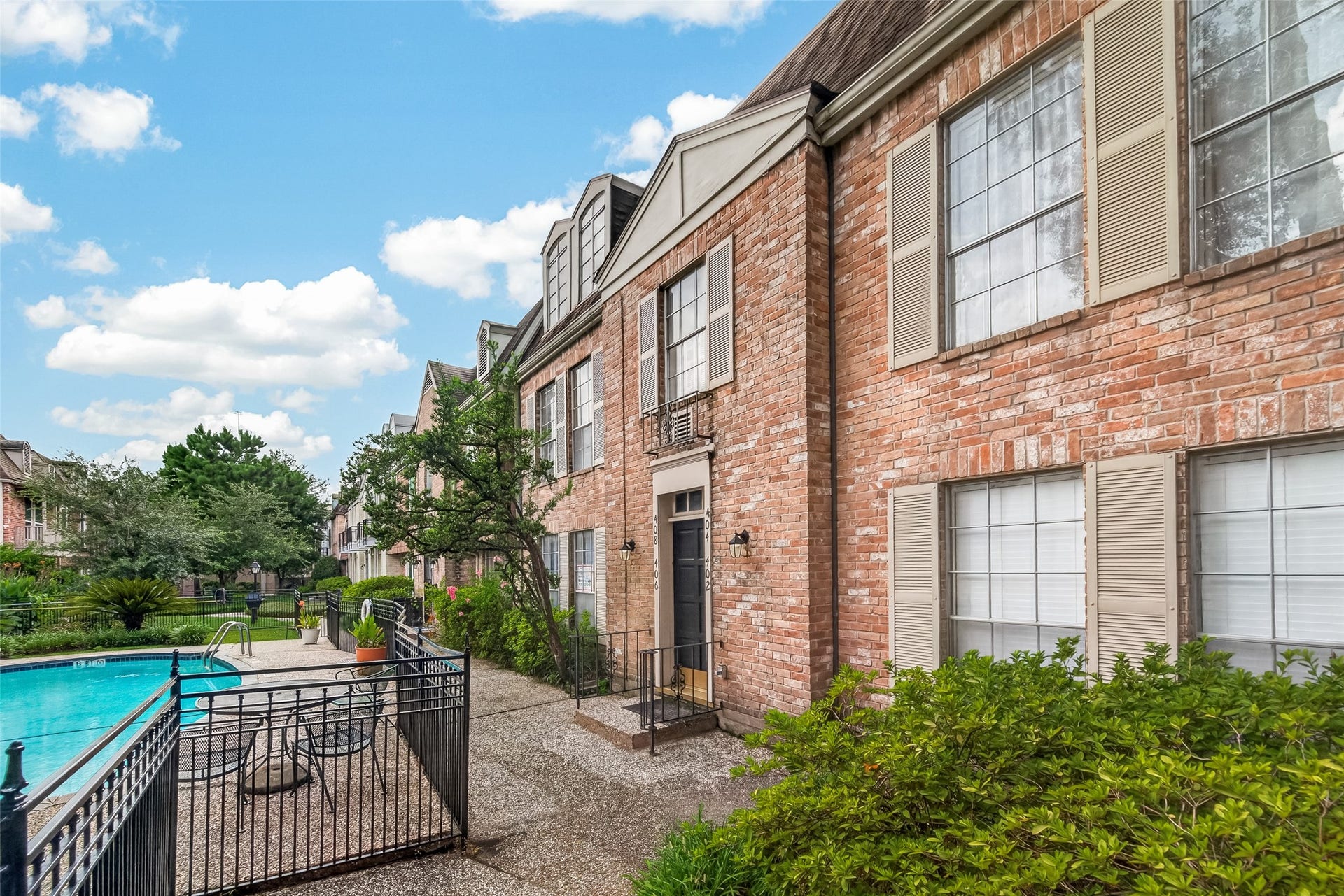 408 N Post Oak Lane, #408, Houston, TX 77024