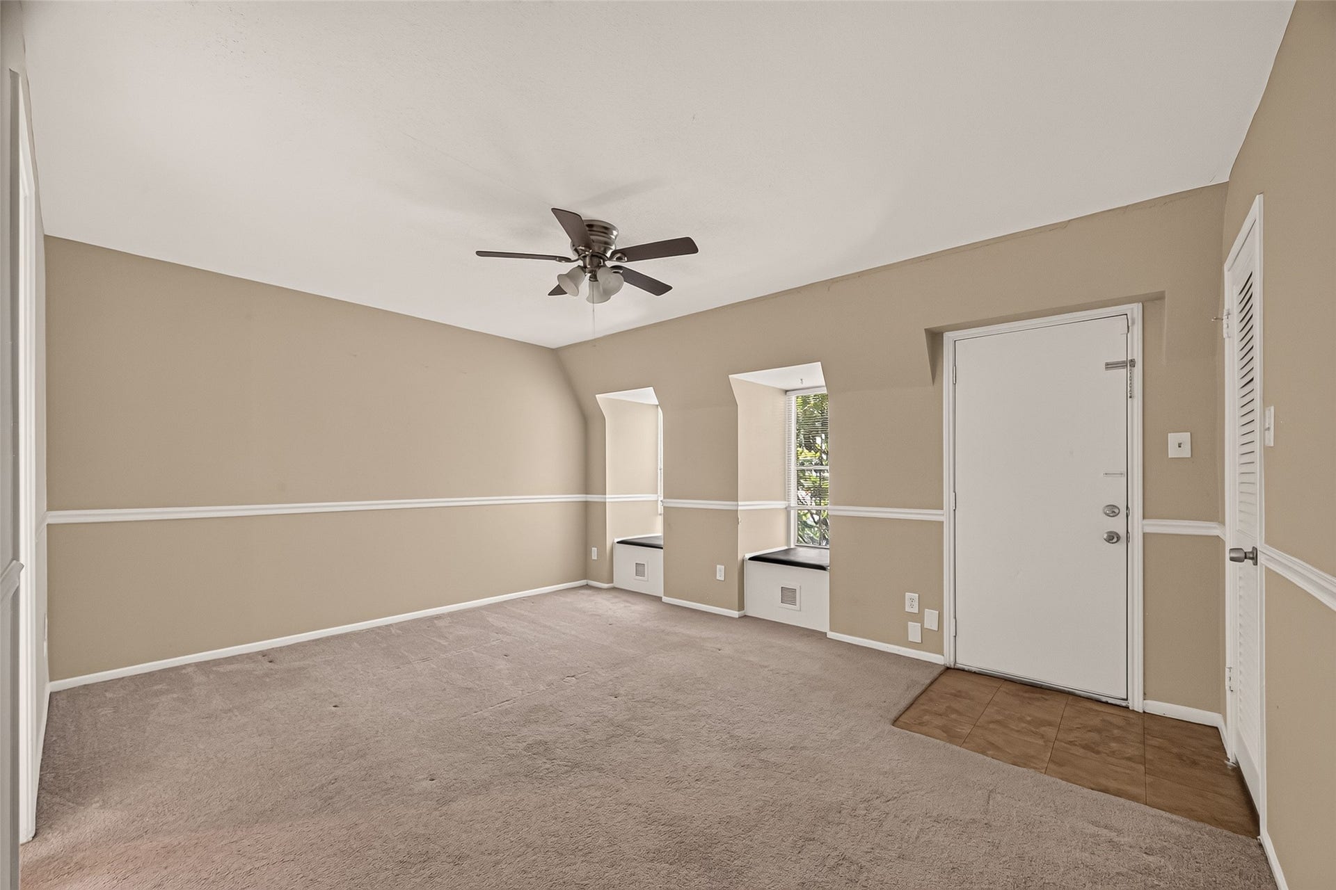 408 N Post Oak Lane, #408, Houston, TX 77024