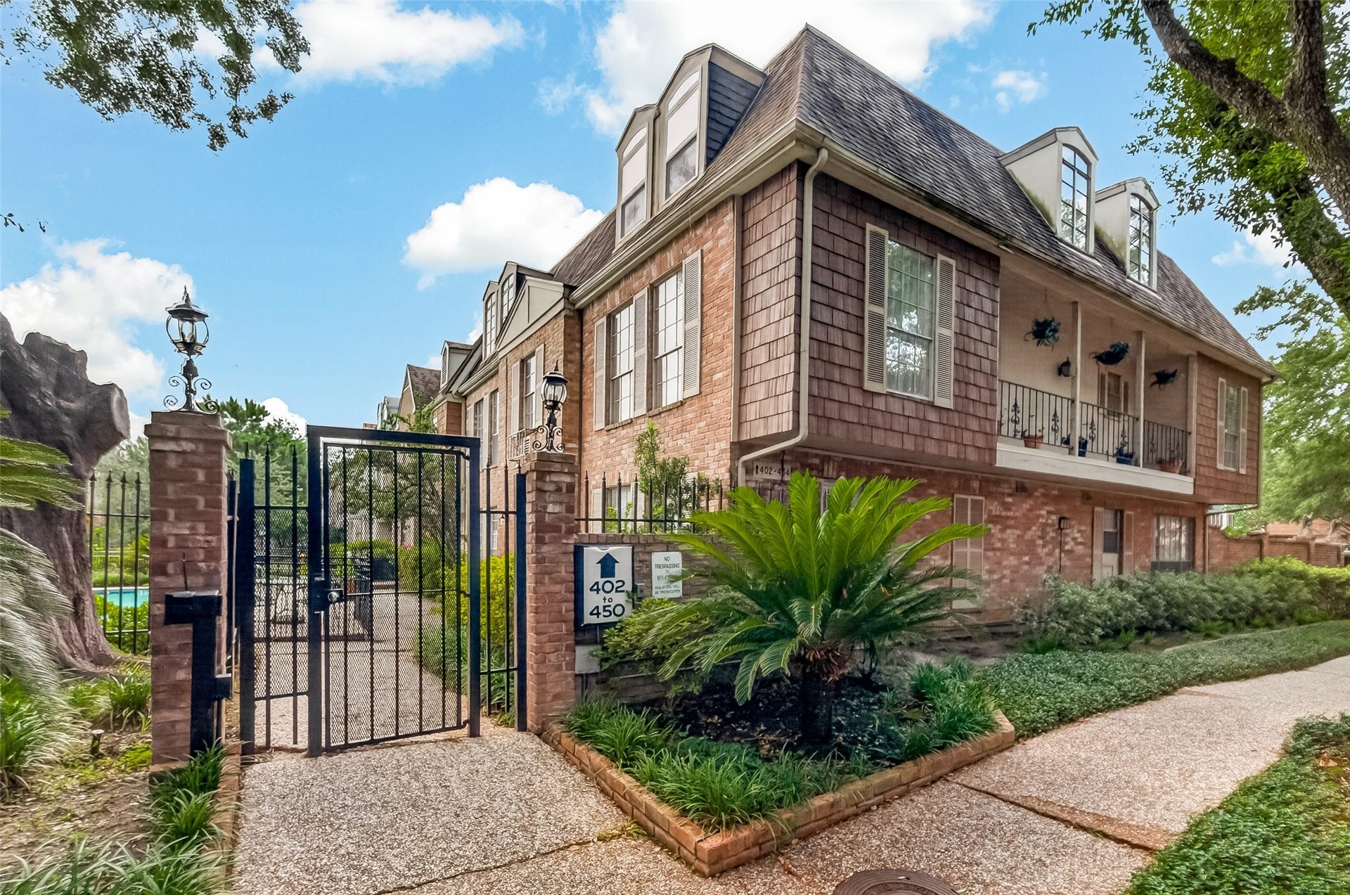 408 N Post Oak Lane, #408, Houston, TX 77024