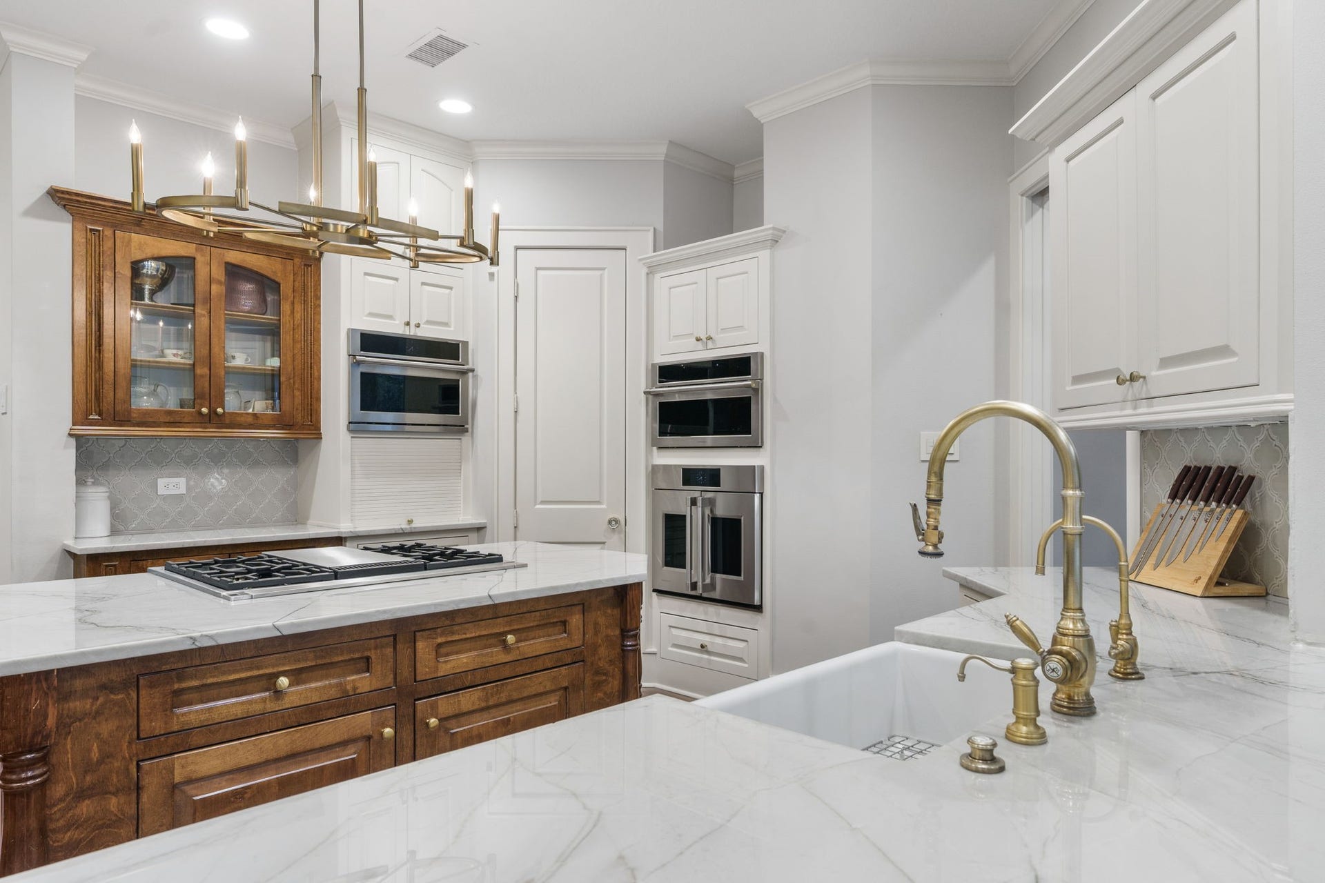 186 Sentinel Point Court, The Woodlands, TX 77382 186 Sentinel Point Court, The Woodlands, TX 77382
