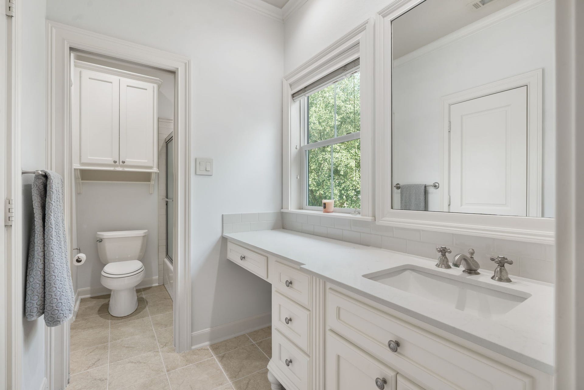 186 Sentinel Point Court, The Woodlands, TX 77382 186 Sentinel Point Court, The Woodlands, TX 77382