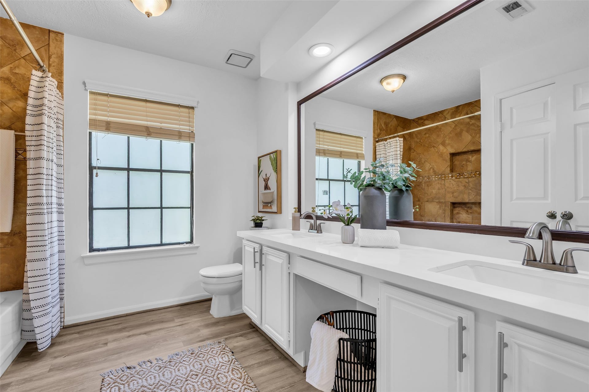 Secondary Bathroom
