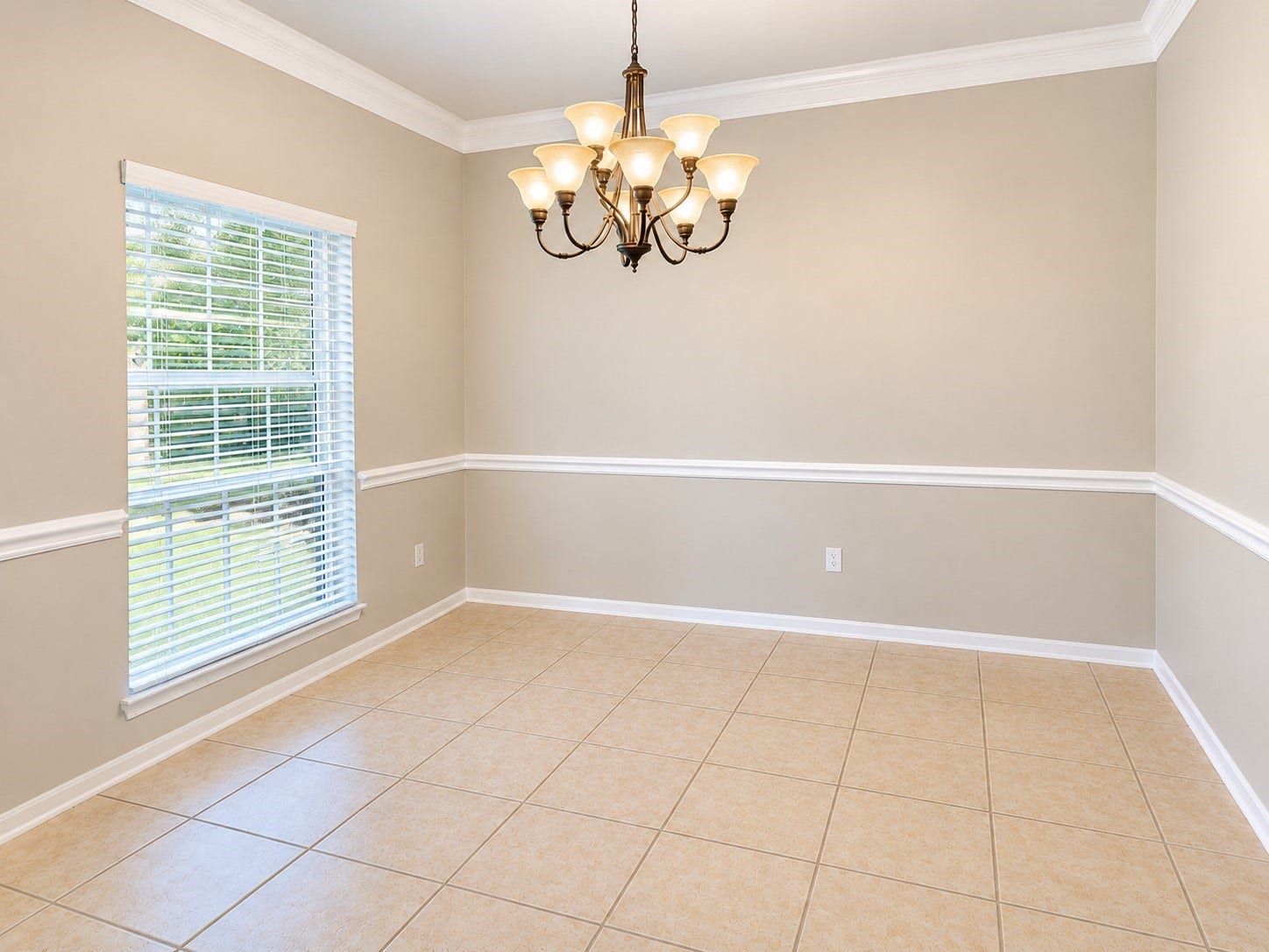 519 Oleander Street, Lake Jackson, TX 77566 FORMAL DINING ROOM