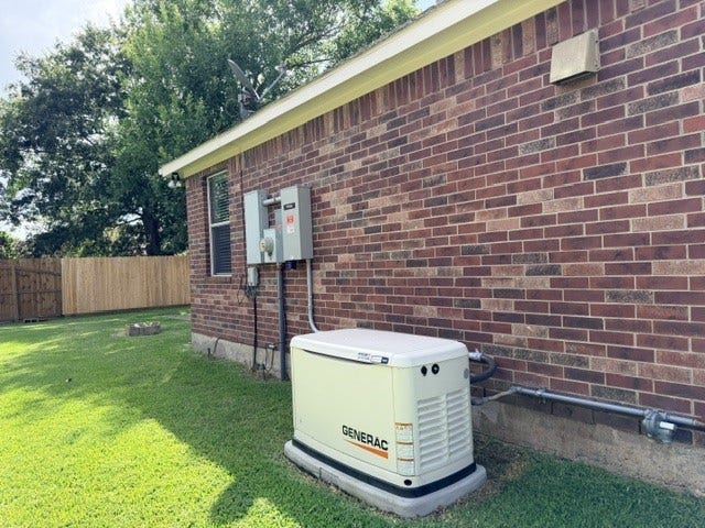 519 Oleander Street, Lake Jackson, TX 77566 GENERAC