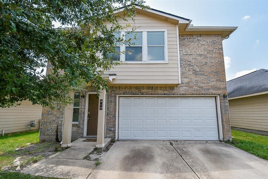 Property photo for 815 Darbydale Crossing Lane, Houston, TX