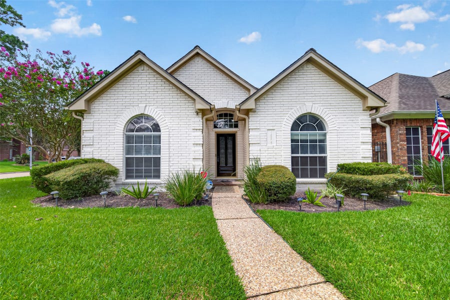 Property photo for 14303 Reissen Lane, Houston, TX